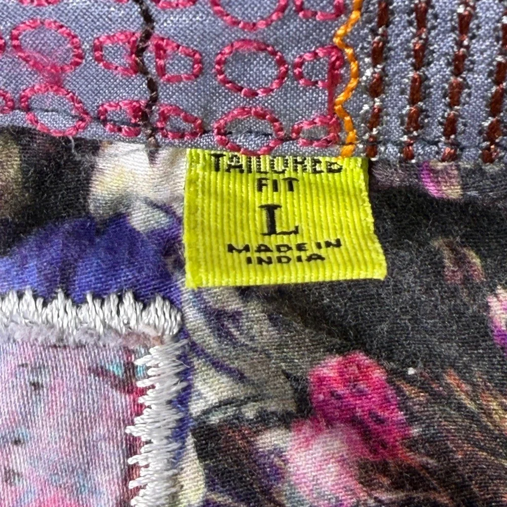 Robert Graham Button Down Mens Large Purple Striped Tailored Fit Floral Cuffs - Picture 3 of 9
